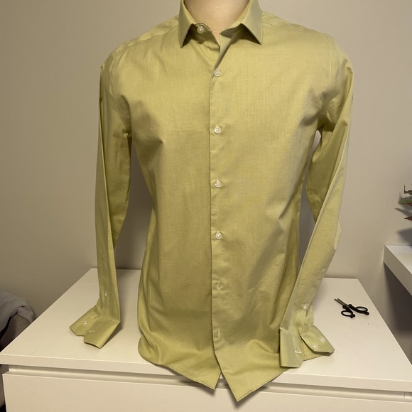 R W @ Co. Mens shirt. - Picture 1 of 1